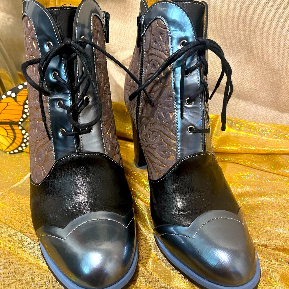 John Fluevog Attic Carmen Scalloped Ankle Boot, Blue/Brown/Black Size 8.5